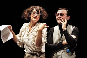 Nos amis les livres - festival théâtre de rue l'heure insolite